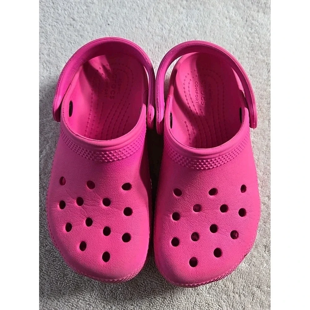 Crocs Slipon Pink‎ Child Size 11 Shoes